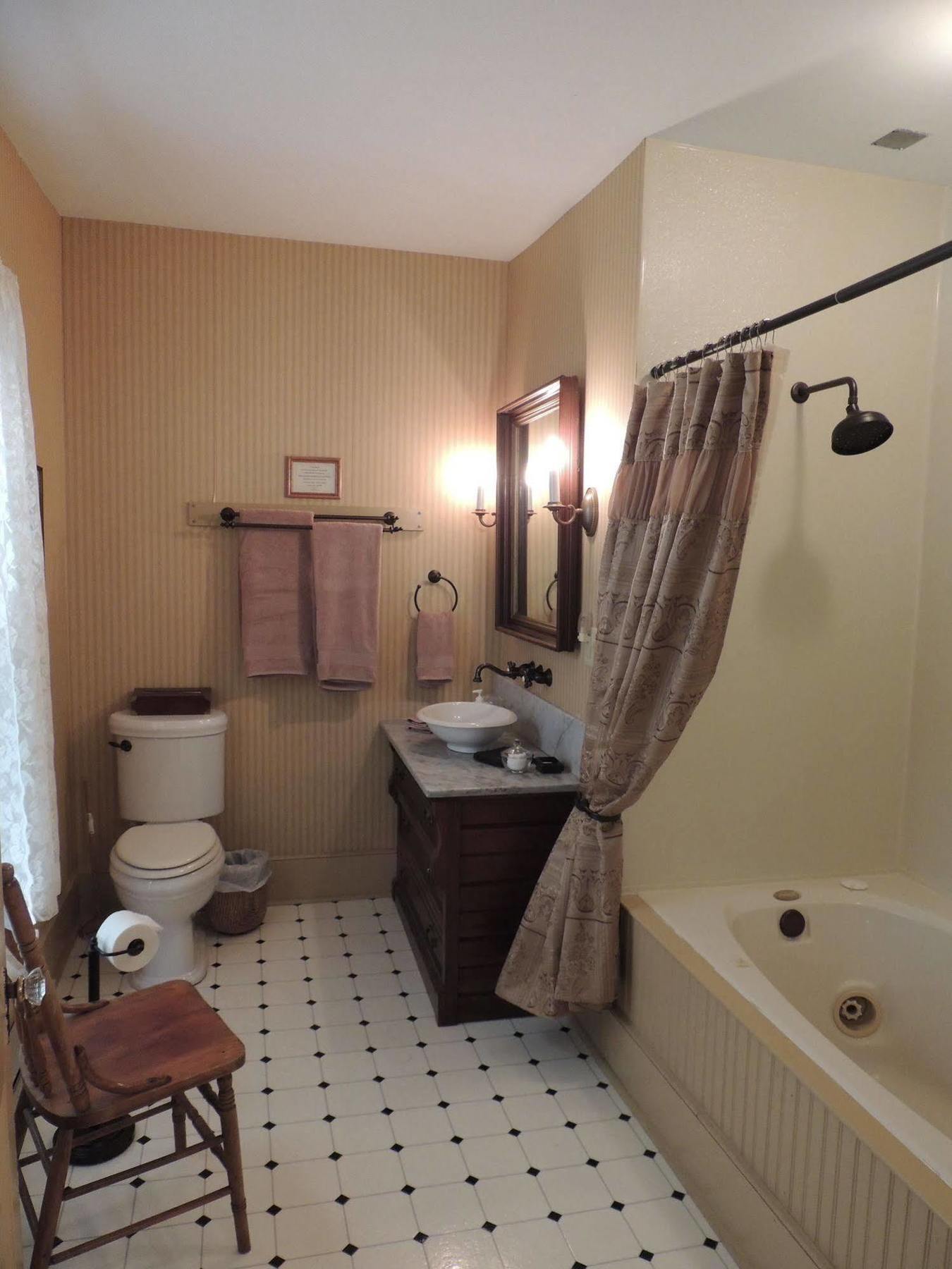 لكسنجتن 1868 Magnolia House Inn المظهر الخارجي الصورة