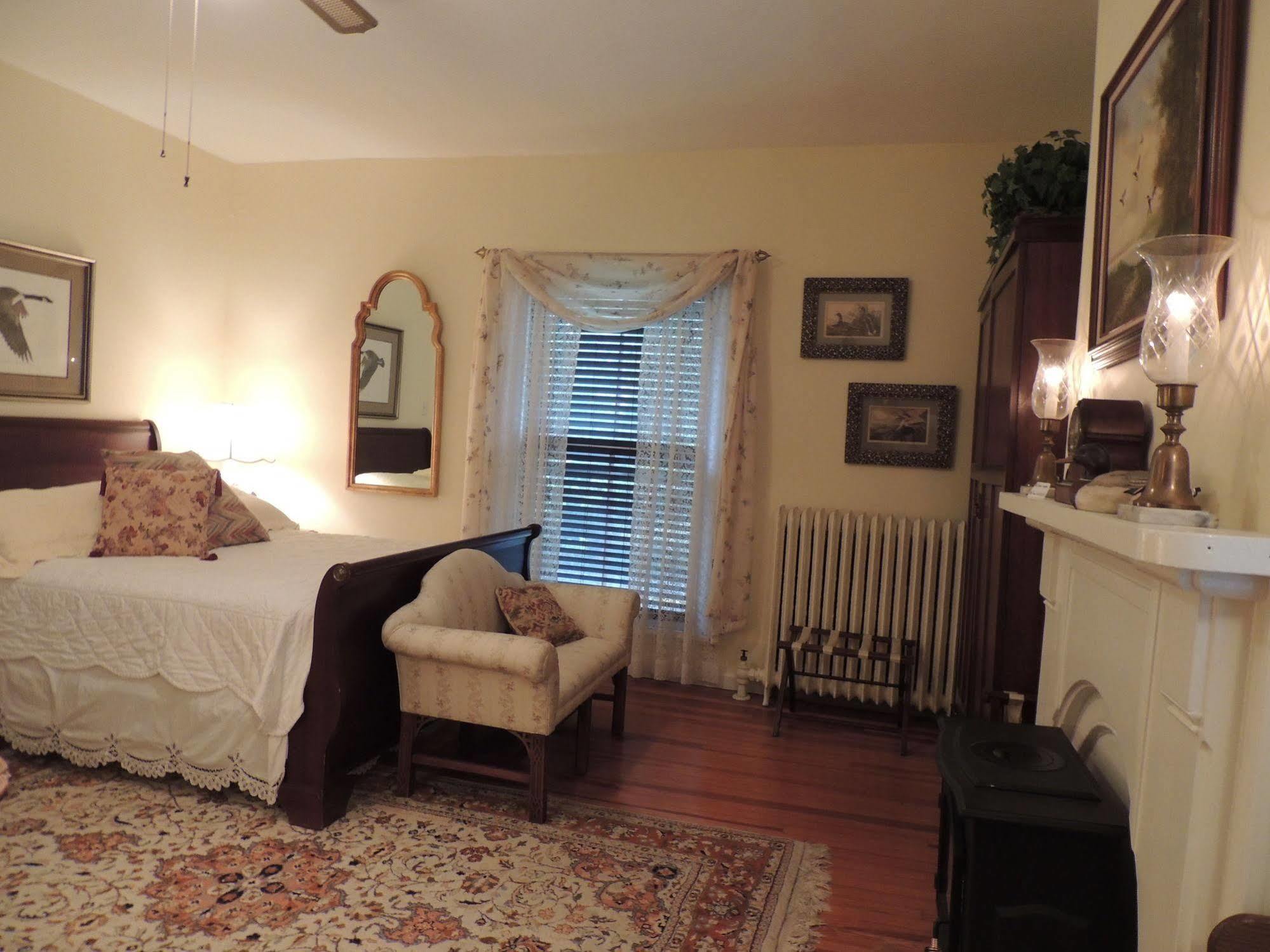 لكسنجتن 1868 Magnolia House Inn المظهر الخارجي الصورة