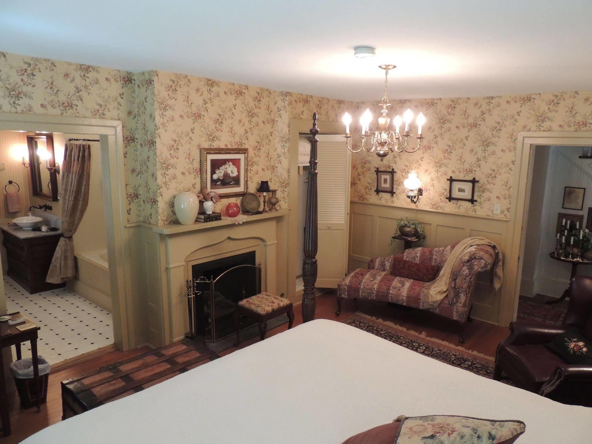 لكسنجتن 1868 Magnolia House Inn المظهر الخارجي الصورة
